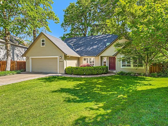 2nd image of 2040 SE 70th Ct