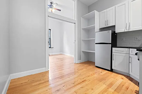 Rented by REAL New York | media 29