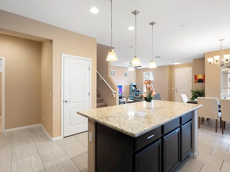 9122 W Coolbrook Ave — Photo 30