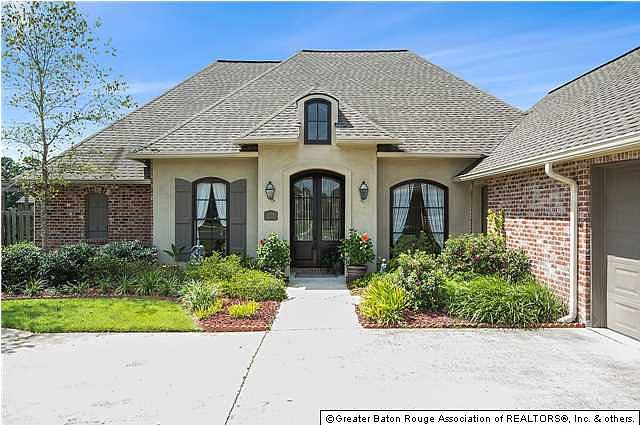 1st image of 18446 Lake Stream Dr