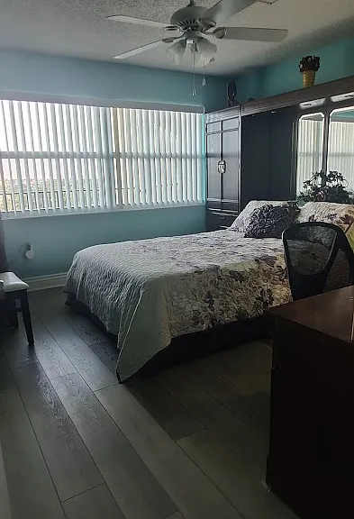 Guest bedroom