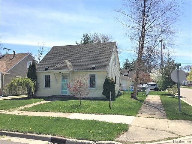 1st image of 171 Ward St