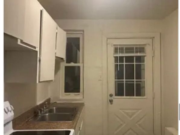 797 E Market St #7