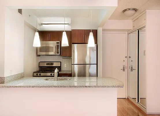 Rented by Warburg | media 19