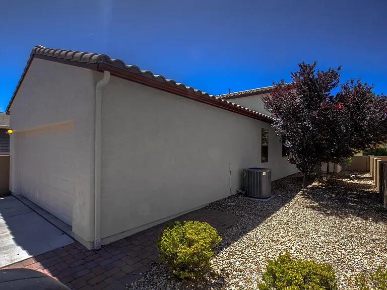 1645 N Thimble Ln — Photo 41