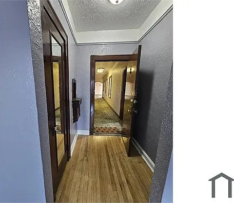 3214 Berkshire Rd #302 — Photo 8