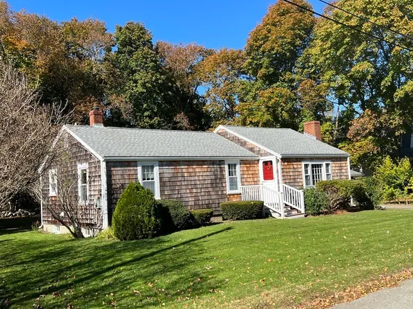 27 Seaview Ave, Marshfield, MA 02050