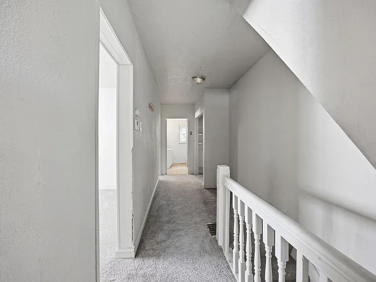3032 Merwyn Ave — Photo 12
