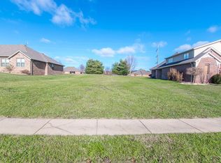 5057 E Hedgerow Dr, Springfield, MO 65802