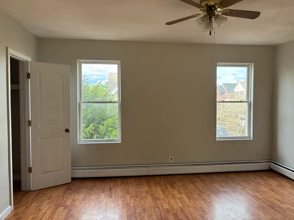 688 East St #2, New Britain, CT 06051