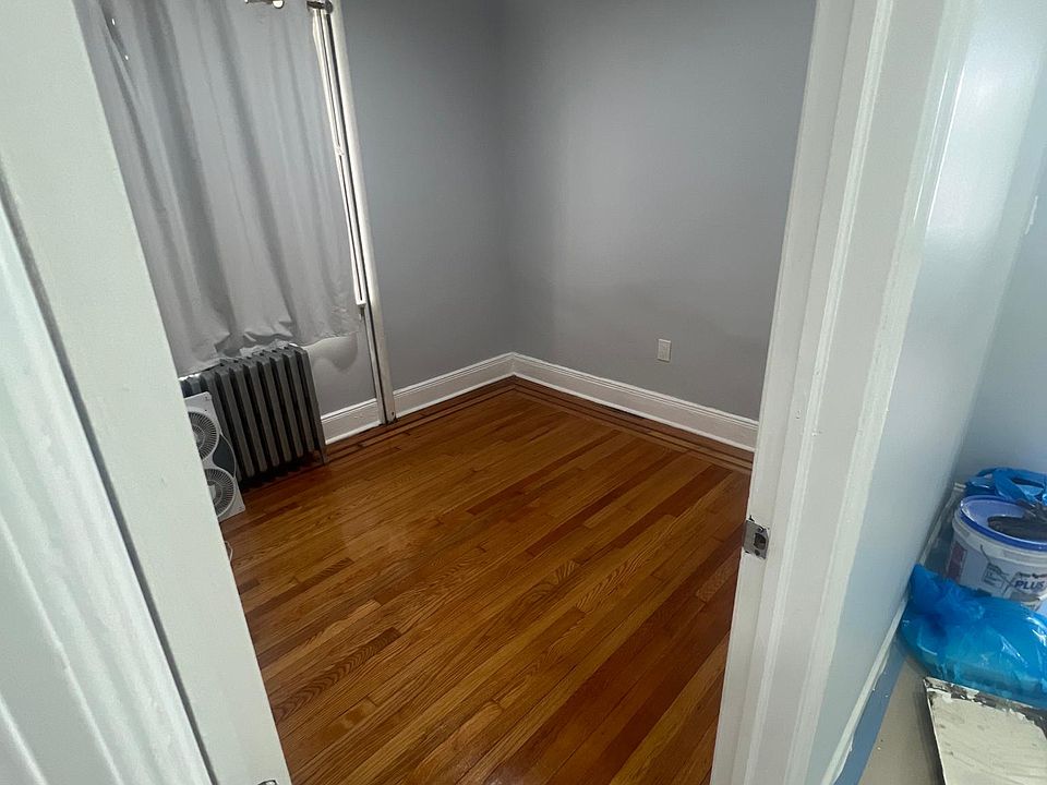 1st image of 1057 E 232nd St #1