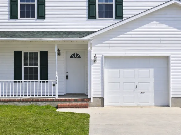 350 Winners Cir N #1, Jacksonville, NC 28546