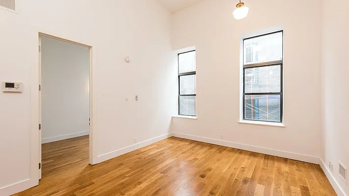Rented by Nooklyn NYC LLC | media 36
