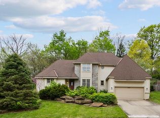 926 Blueberry Ln, Liberty, MO 64068