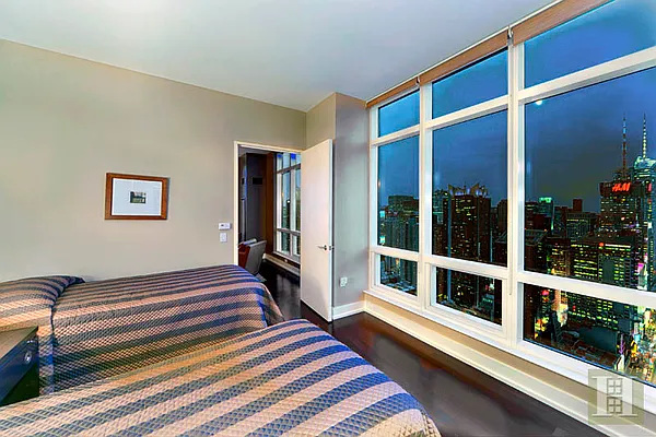 Sold by Halstead Real Estate | media 15