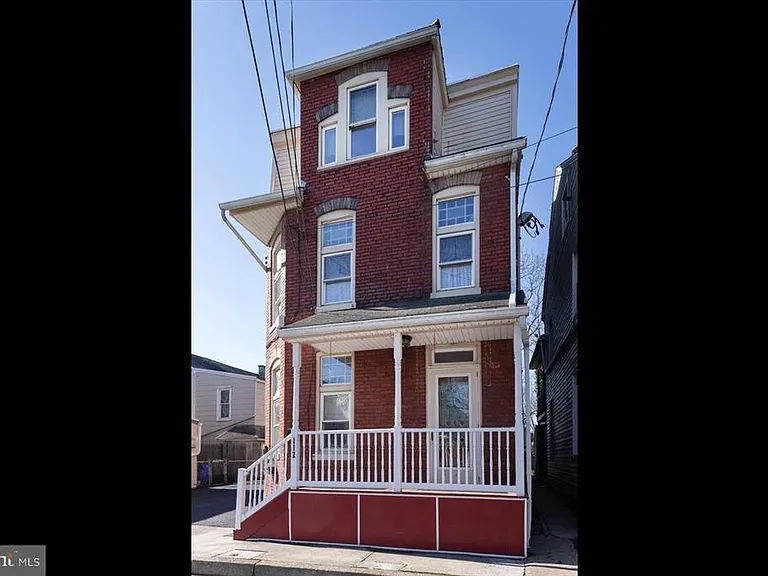 112 Nissley St #2 — Photo 8