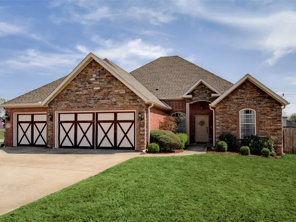 701 Sterling Pl, Bentonville, AR 72712