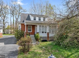 320 W Providence Rd, Aldan, PA 19018