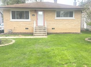 3924 N Park St, Westmont, IL