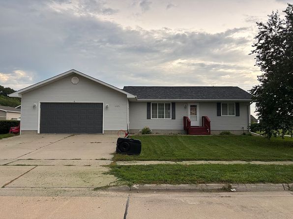 1523 Brandon Dr