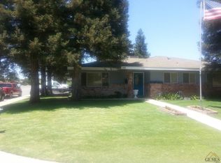 900 Highmoor Ave, Bakersfield, CA