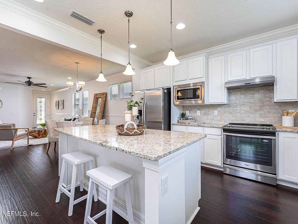 1st image of 122 WOOD MEADOW Way