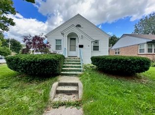 203 S Edison Ave, Elgin, IL 60123