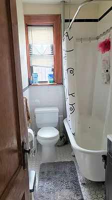 Rented by RBM Brokerage | media 14