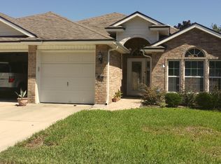 945 Candlebark Dr, Jacksonville, FL 32225