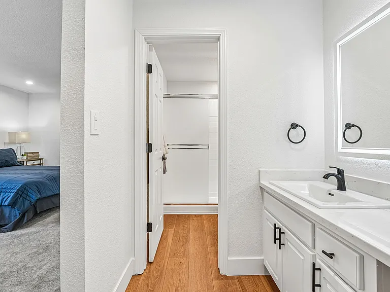 Summerwood Apartments — Photo 26
