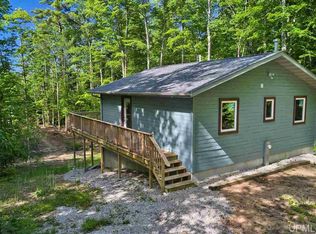 N179 N Round Lake Rd, Wetmore, MI 49895