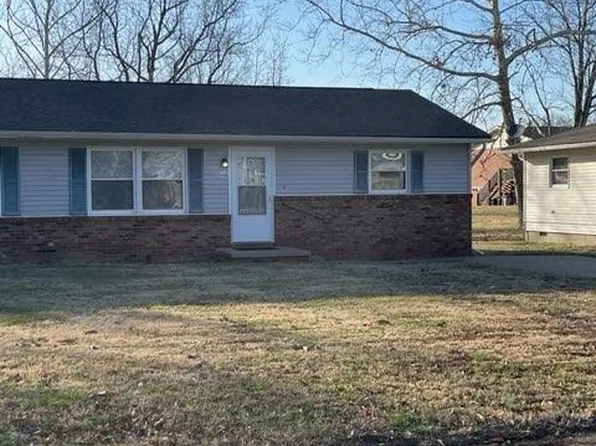1004 Kimberly Ct #A, Marion, IL 62959