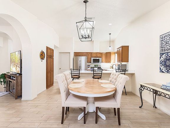 4th image of 3244 Eagle Ridge Dr