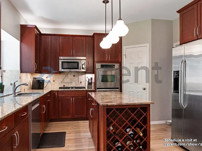 1406 Dapplegrey Ln — Photo 3