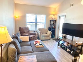 445 Knapp St NE #453-202, Grand Rapids, MI 49505