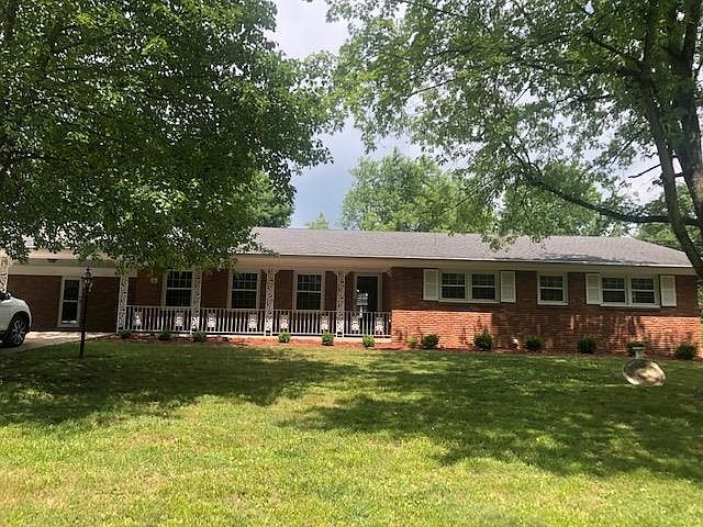1st image of 514 Maple Ln