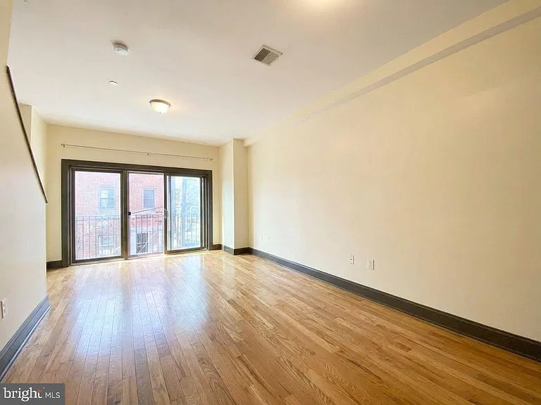 1839 N Bouvier St #B — Photo 1