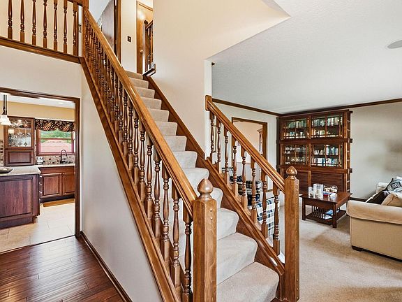 3rd image of 4640 Cutwater Ln