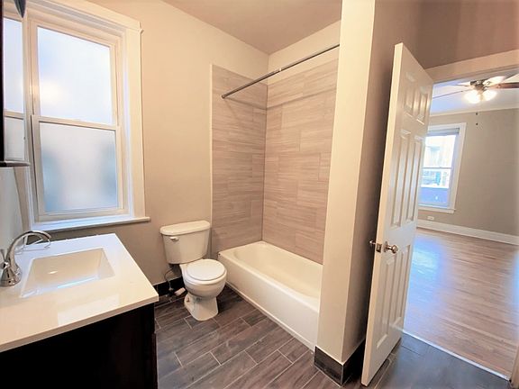 5th image of 4450 N Ashland Ave #Gf1