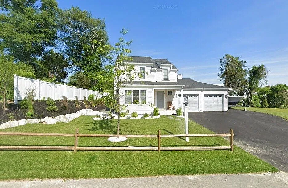 2 bed, 2.5 bath, 1803 sqft, $3,900 — Photo 1