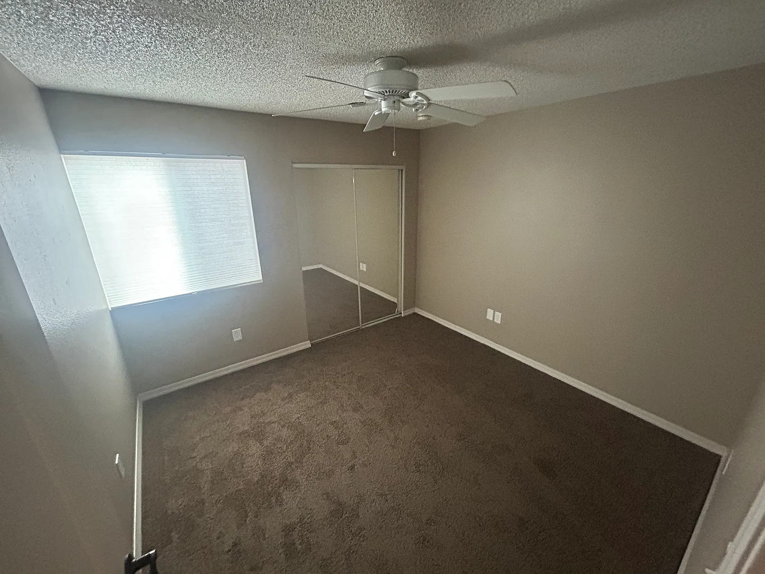 2 bed, 850 sqft, $1,250 — Photo 4