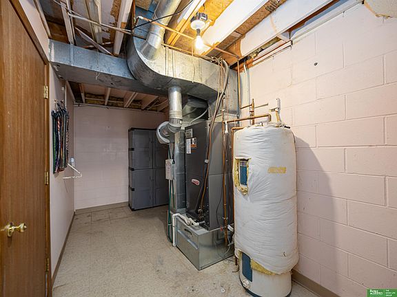 5th image of 2221 S 51st St #10