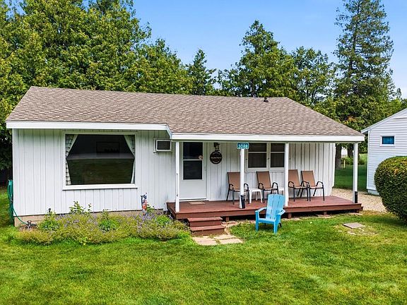 3rd image of 3088 Larson Ln Unit 11