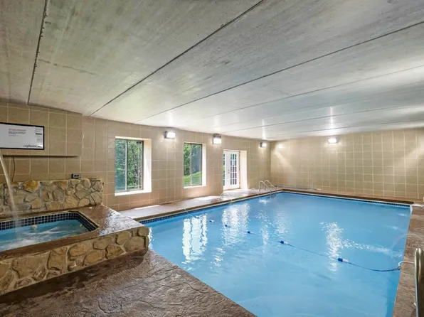 4408 Cochrane Pkwy, Ames, IA 50014