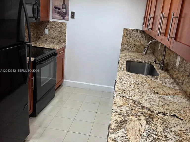 66 N Valencia Ave #Penthouse 2A — Photo 22