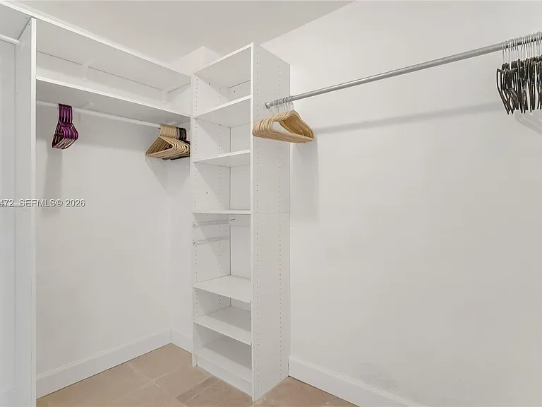 1000 Parkview Dr #614 — Photo 20