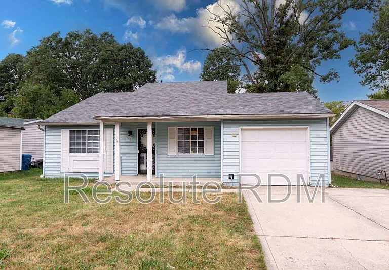 3826 Ireland Dr — Photo 1