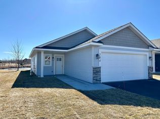 704 Cherrywood Ln NE, Isanti, MN 55040