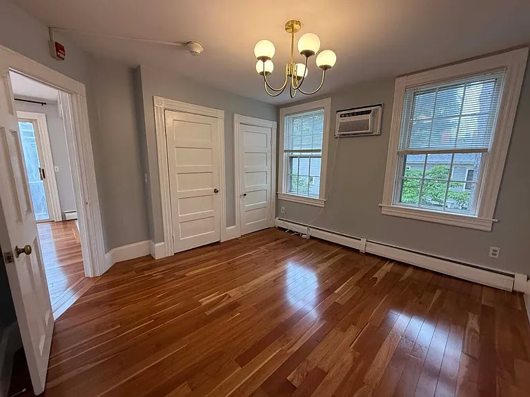 75 Benefit St #2R — Photo 7