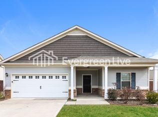 204 Heritage Dr, Calhoun, GA 30701